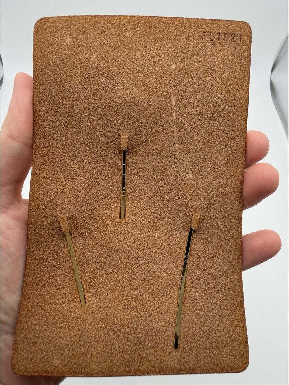 Vintage Louis Vuitton Set Of 3 Vernis Leather Flower Hairpins Gold Hardware - Picture 11 of 11